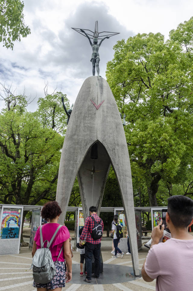10 - Hiroshima - Parque de La Paz - Monumento a la Paz de los Ninyos